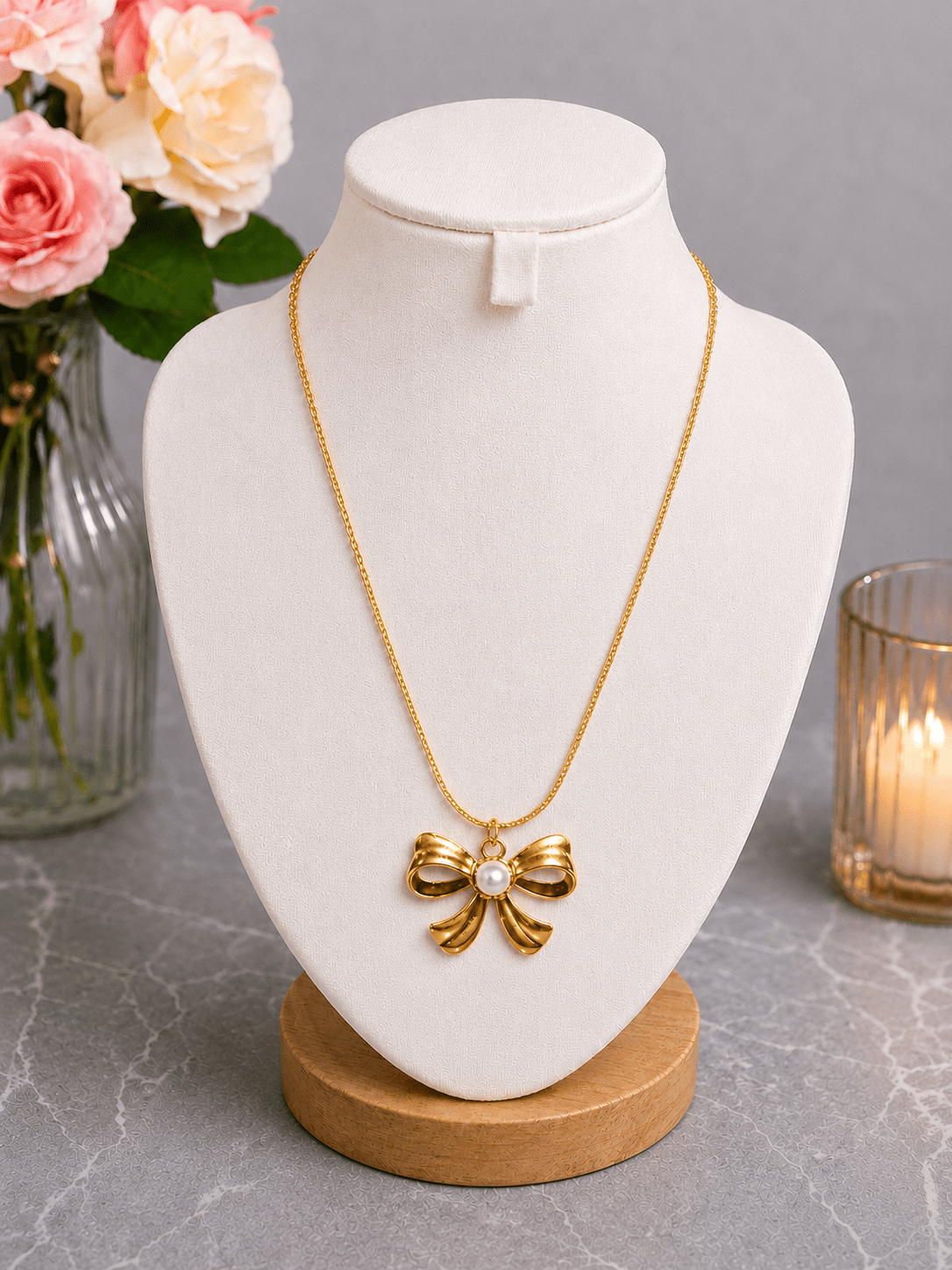 Collier Nœud Doré et Perle Nacrée - Maison Hajar